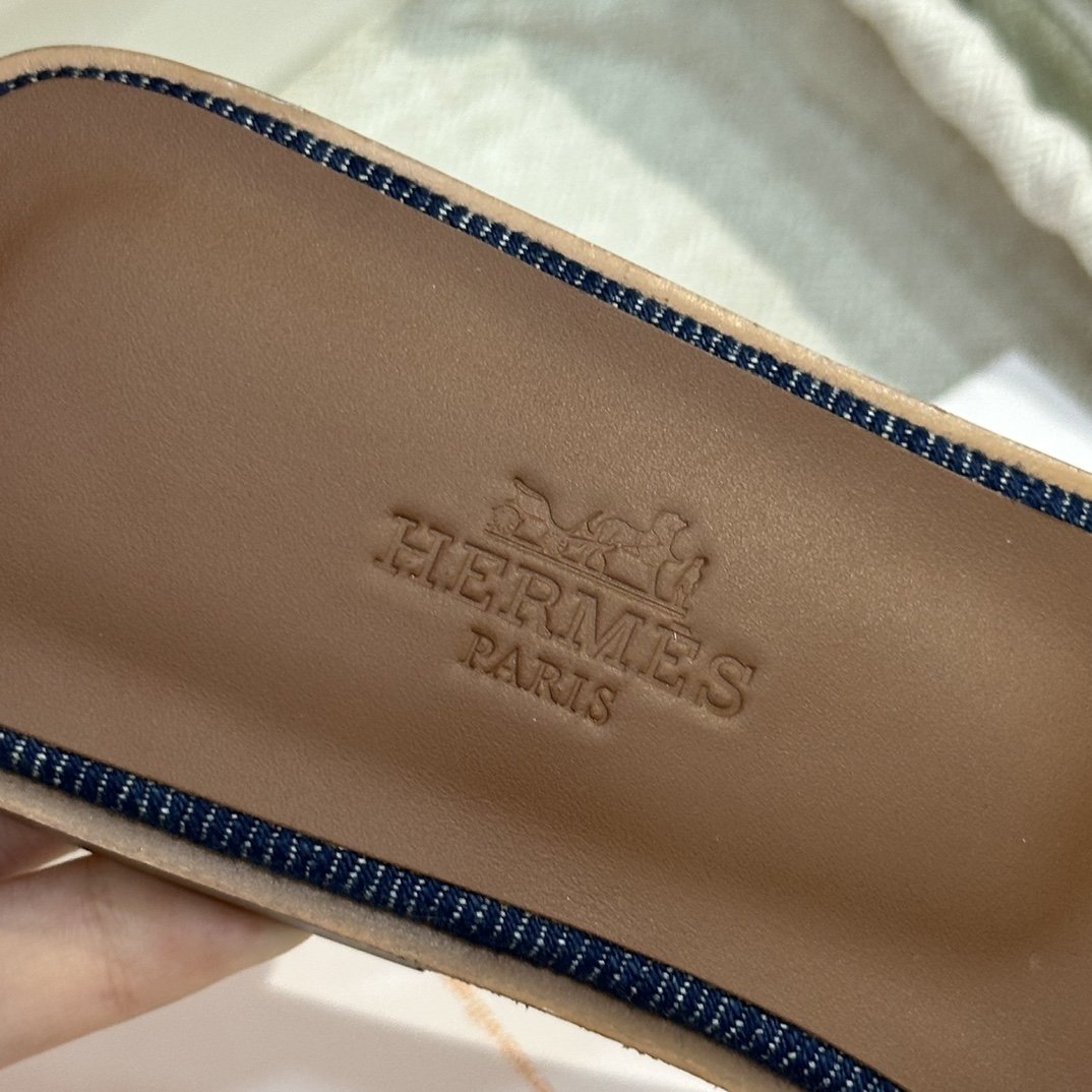 Hermès Sandals Swift Oran - Image 5