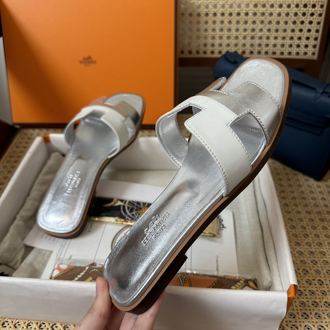 Hermès Sandals Swift Oran - Image 6