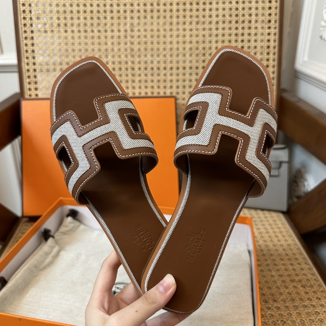 Hermès Sandals Swift Oran - Image 2