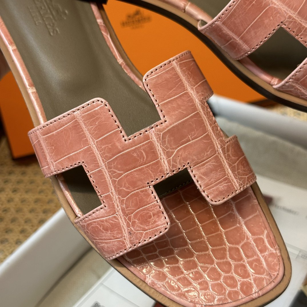 Hermès Croco Sandals - Image 7
