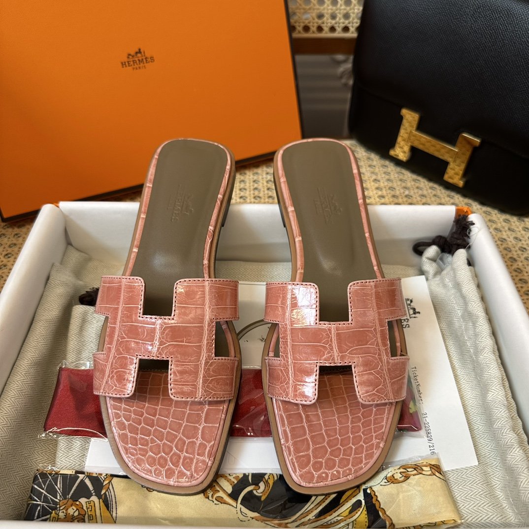 Hermès Croco Sandals - Image 3