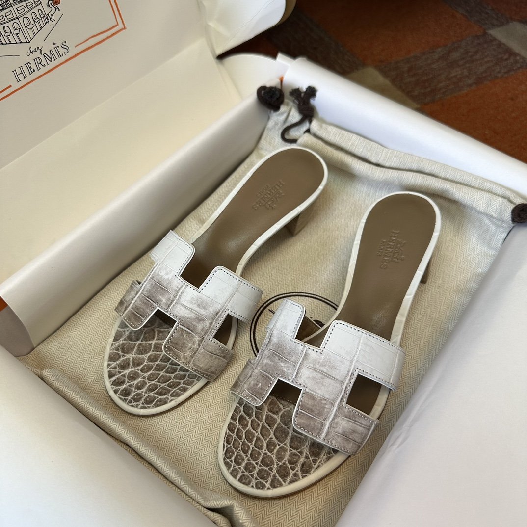 Hermès Croco Sandal's - Image 3