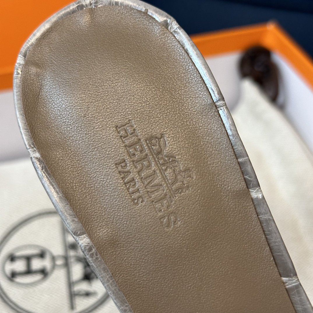 Hermès Croco Sandal's - Image 5