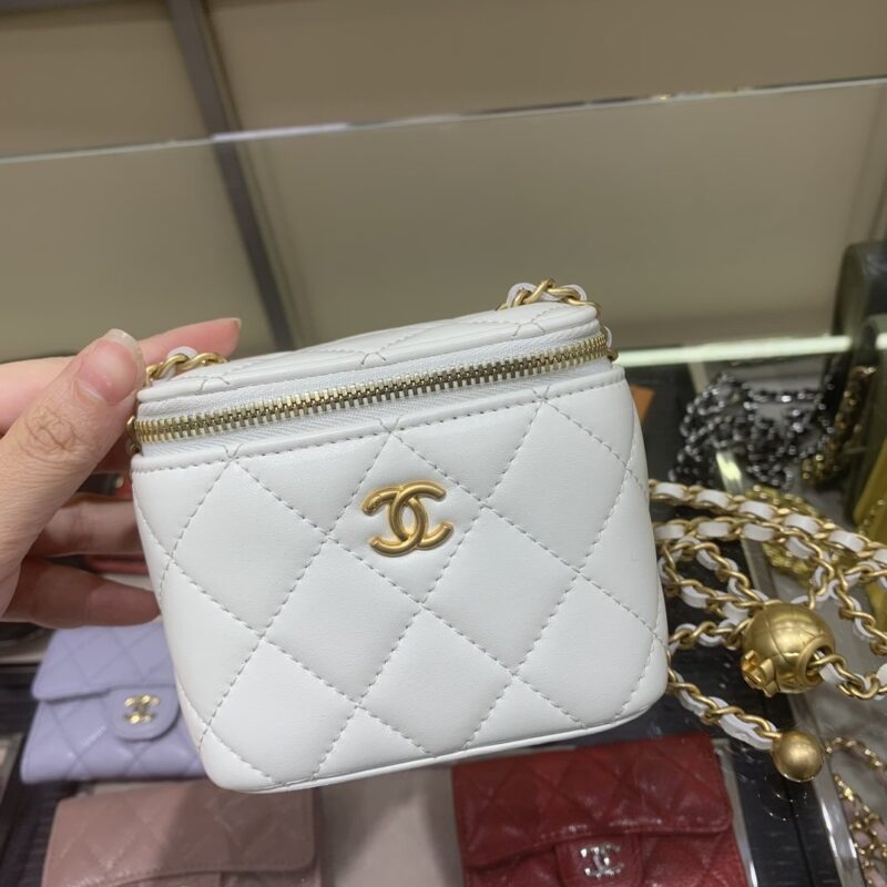 chanel white bag