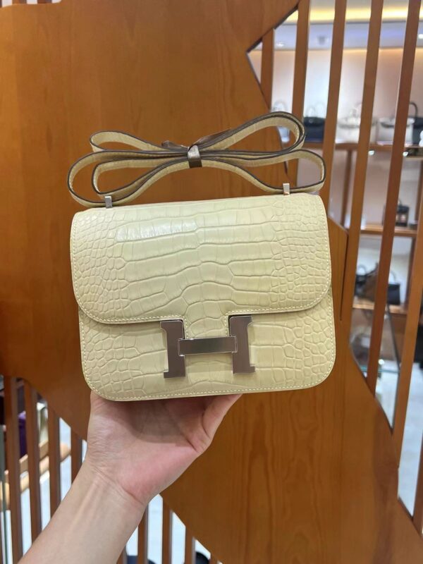 Constance 18 Croco Y1 Vanile