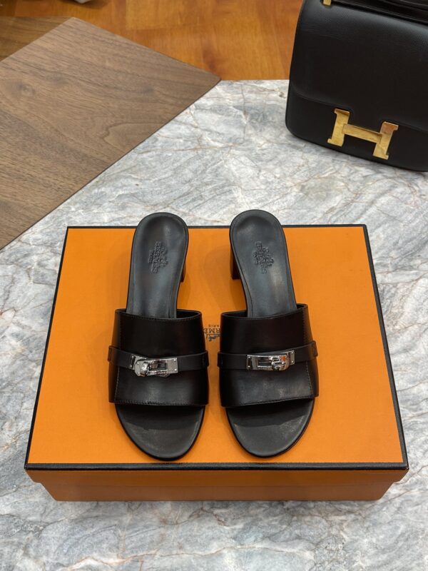 Hermès Kelly Sandals