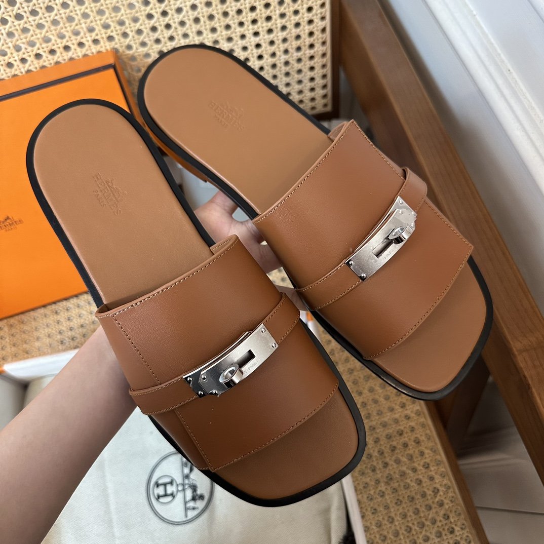 Hermès Kelly Sandals - Image 4