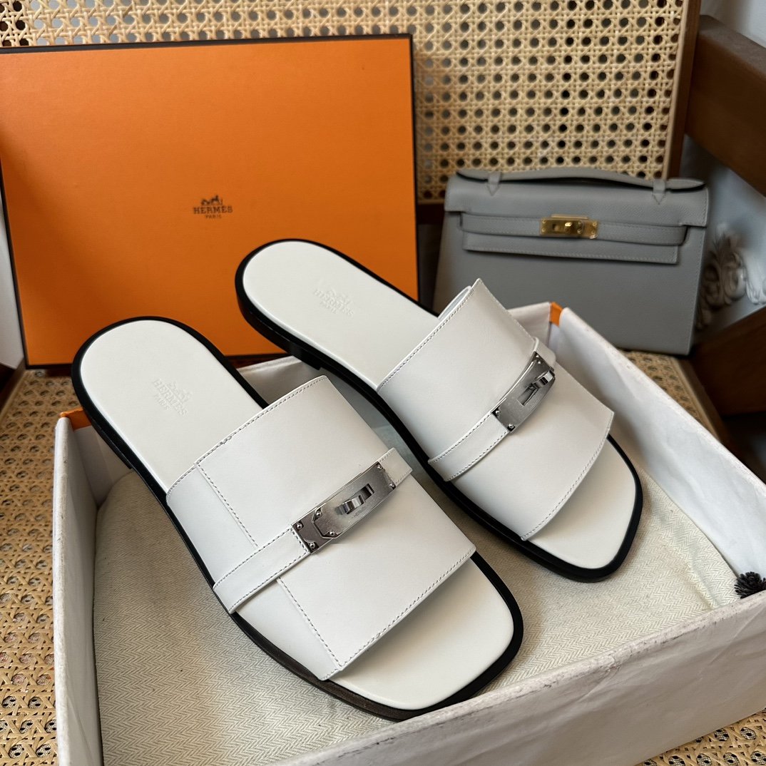 Hermès Kelly Sandals - Image 2