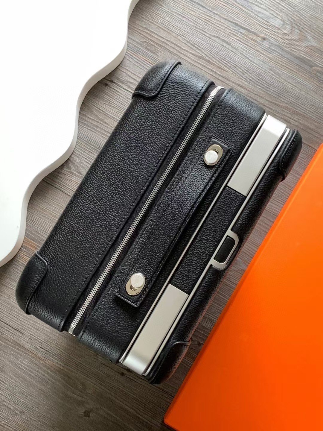 Hermès RMS Suitcase - Image 9