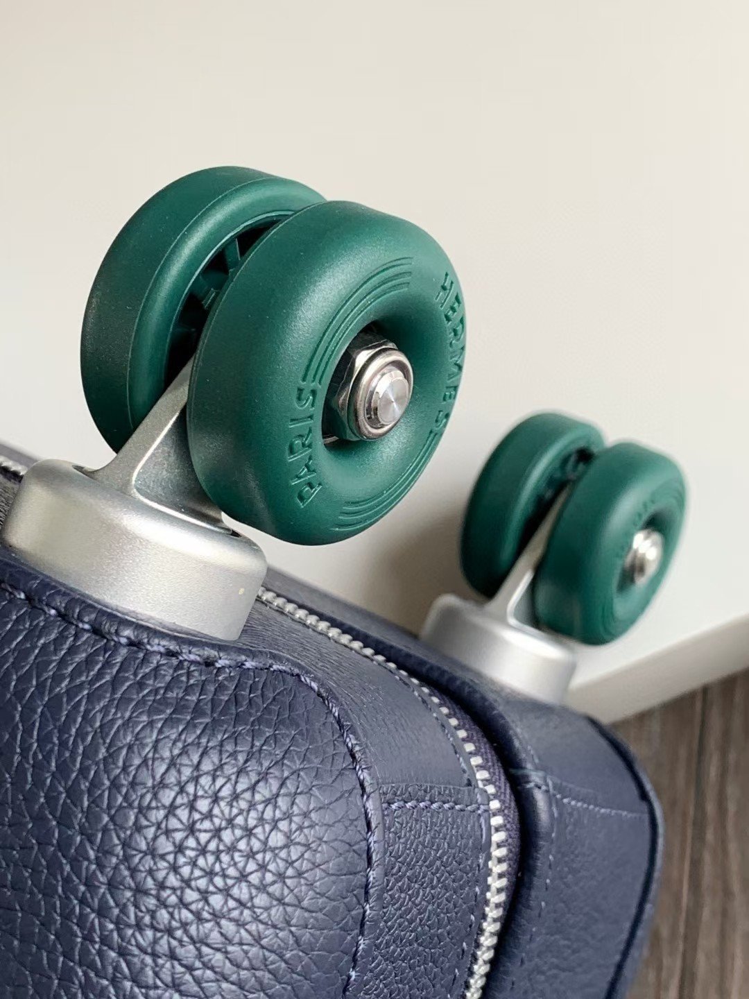 Hermès RMS Suitcase - Image 5