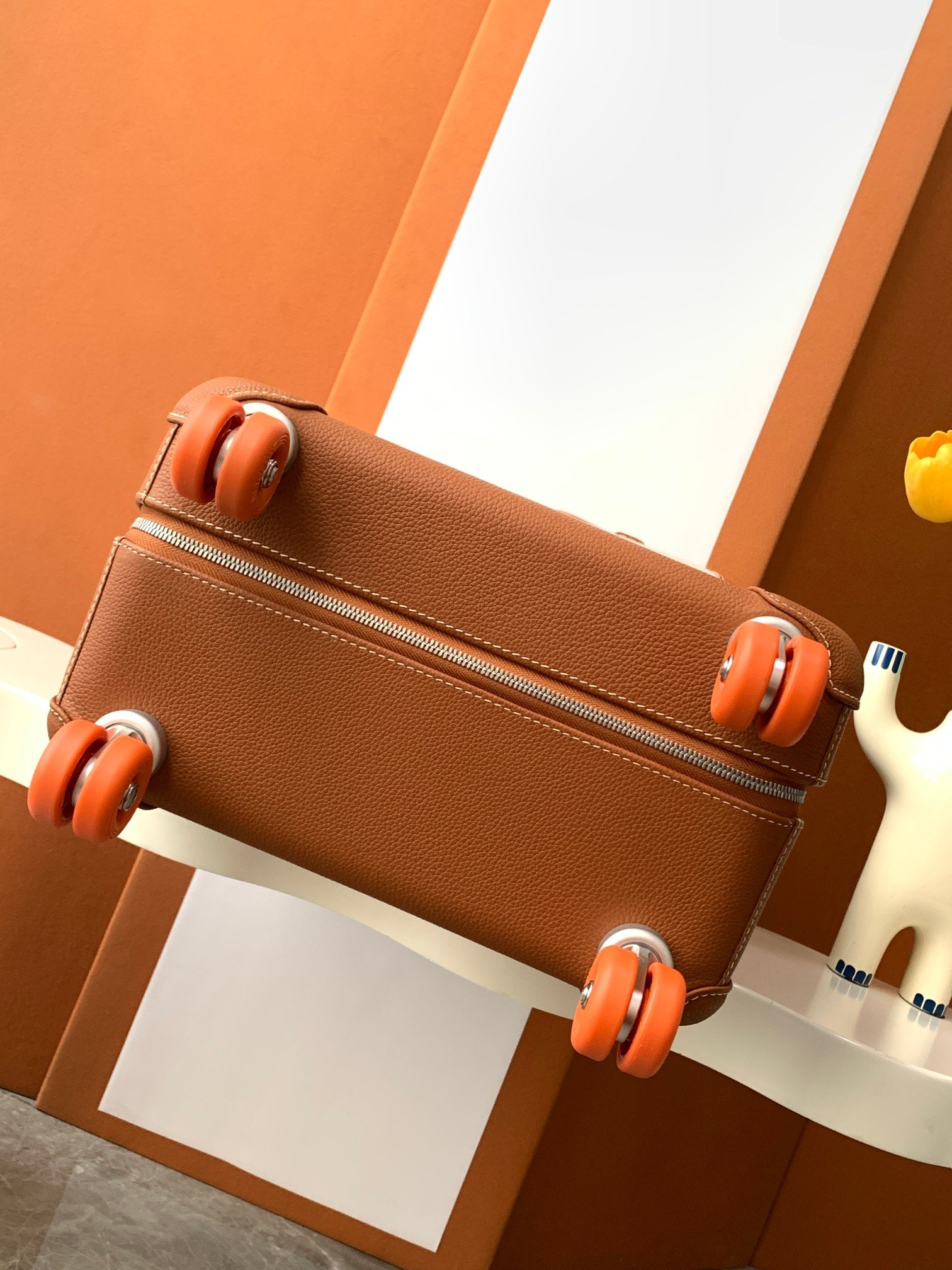 Hermès RMS Suitcase - Image 9