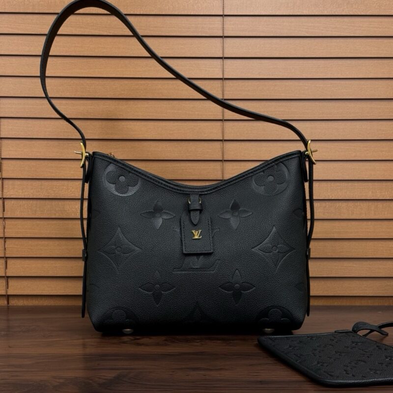 Carryall Louis Vuitton authentic quality 2025