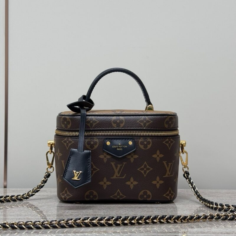 Vanity Louis Vuitton authentic quality 2025