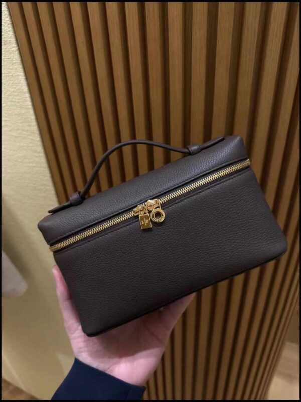 Extra Pocket L19 Grained CalfskinDark Chocolate authentic quality