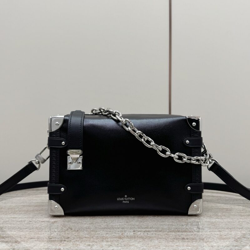 Side Trunk Louis Vuitton bag authentic quality 2025