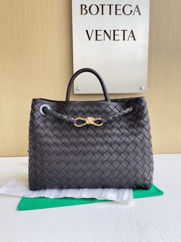 Bottega Veneta  -Bottega bag authentic quality 2025