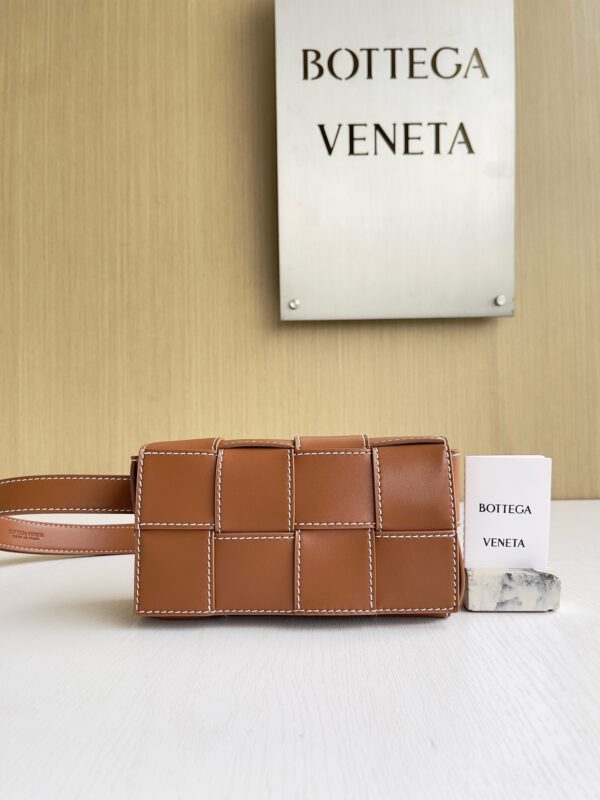 Cassette -Bottega bag authentic quality 2025