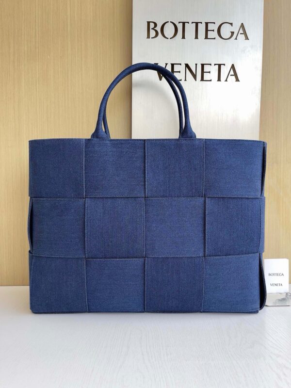 Bottega bag authentic quality 2025