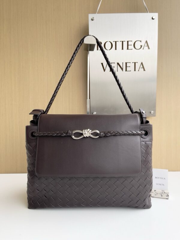 BOTTEGA VENETA ANDIAMO -Bottega bag authentic quality 2025