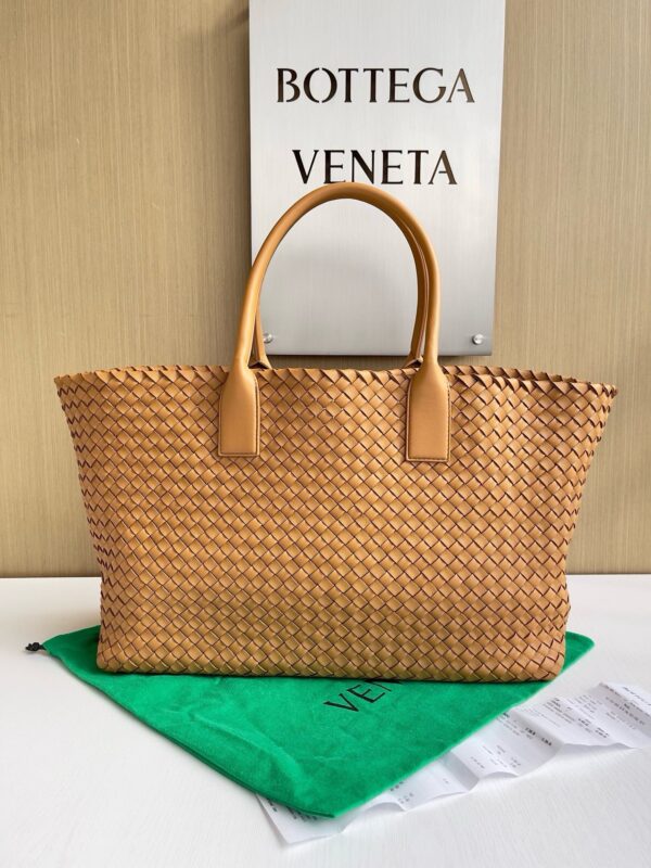 Bottega bag authentic quality 2025