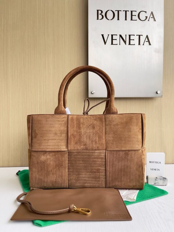 Bottega bag authentic quality 2025