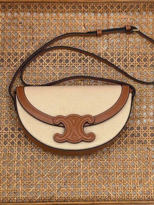 Celine Basace Triomphe