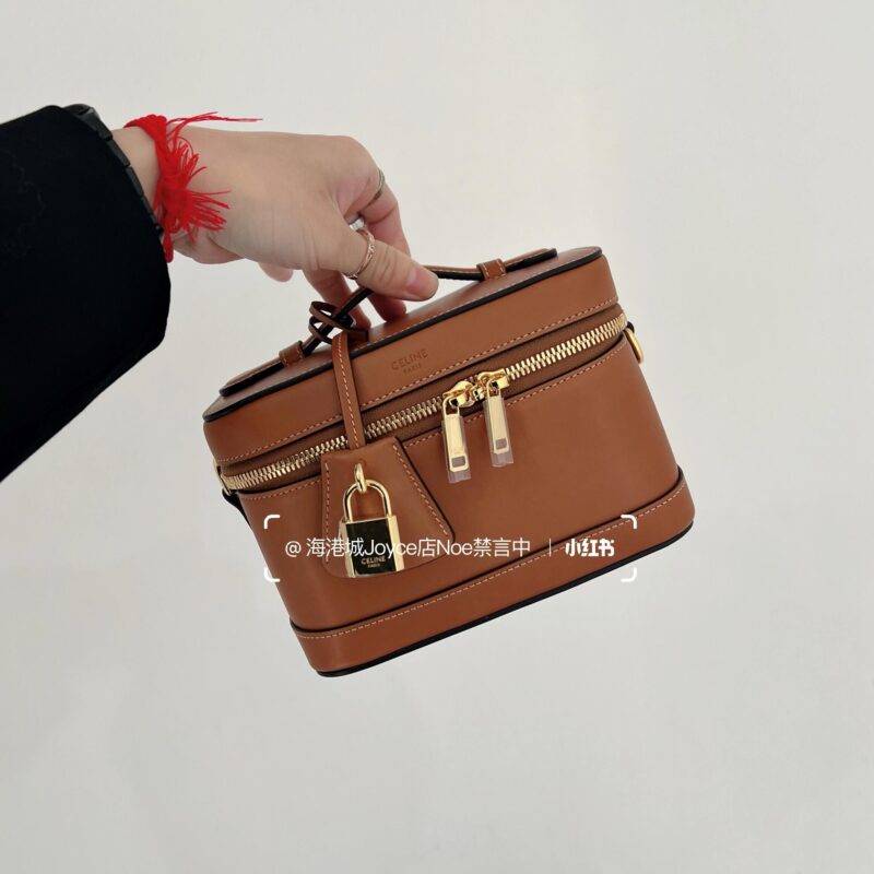 celine besace triumph  authentic quality bag 2025