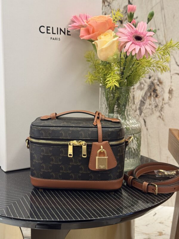 celine besace triumph  authentic quality bag 2025