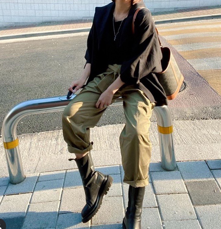 celine besace triumph  authentic quality bag 2025