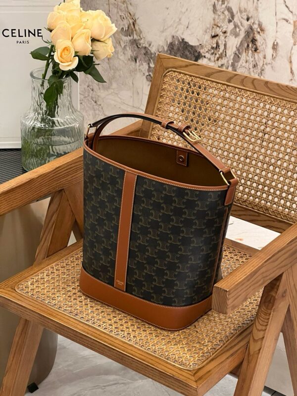 celine besace triumph  authentic quality bag 2025