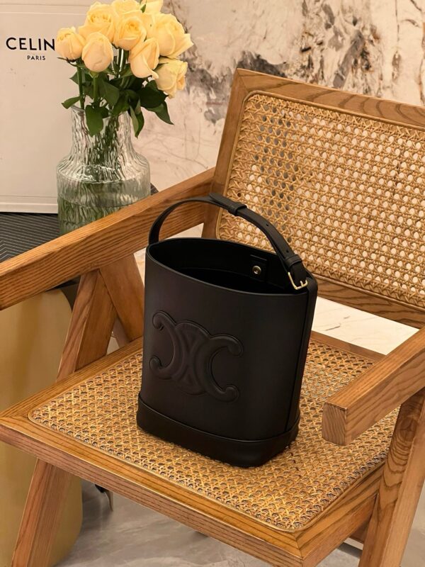 celine besace triumph  authentic quality bag 2025