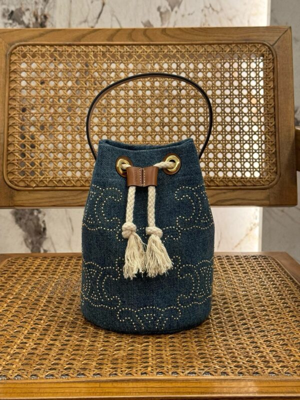 celine besace triumph  authentic quality bag 2025