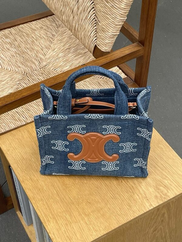 celine besace triumph  authentic quality bag 2025