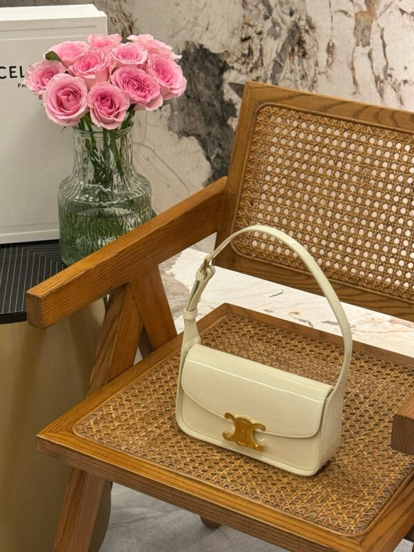 celine besace triumph  authentic quality bag 2025