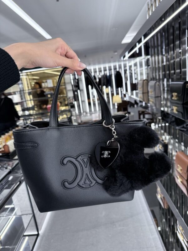 celine besace triumph  authentic quality bag 2025