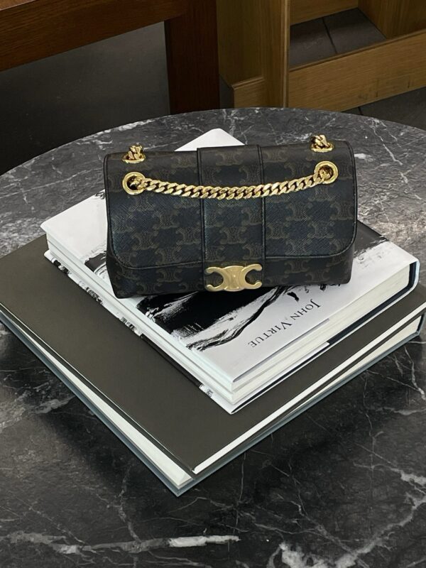 Celine besace triumph  authentic quality bag 2025