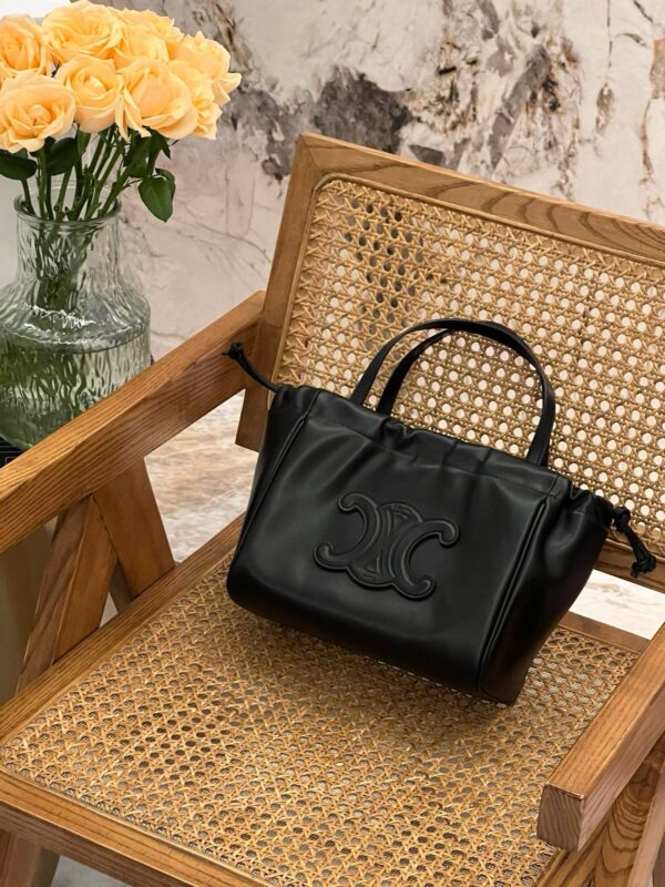 celine besace triumph  authentic quality bag 2025