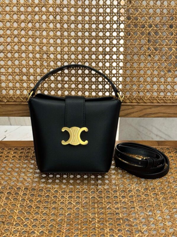 celine besace triumph  authentic quality bag 2025