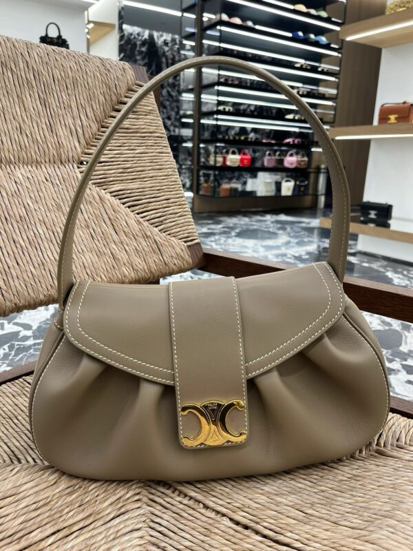 celine besace triumph  authentic quality bag 2025
