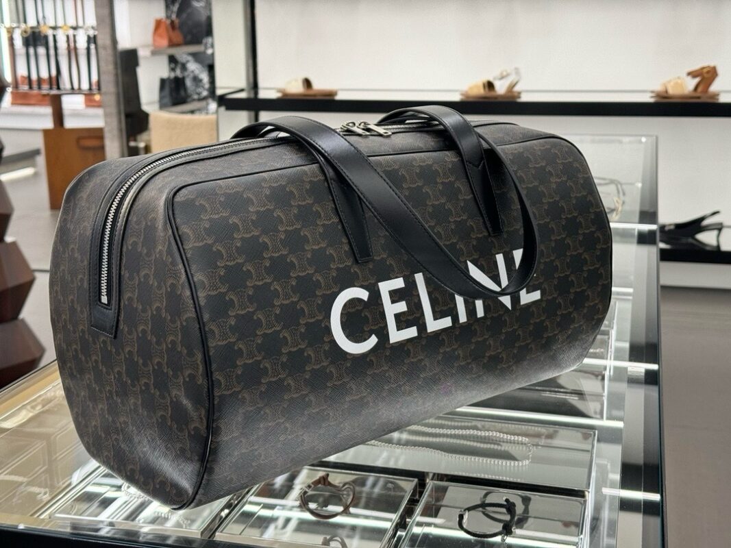 celine besace triumph  authentic quality bag 2025