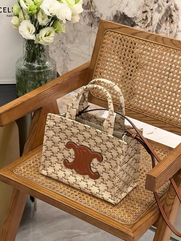 celine besace triumph  authentic quality bag 2025