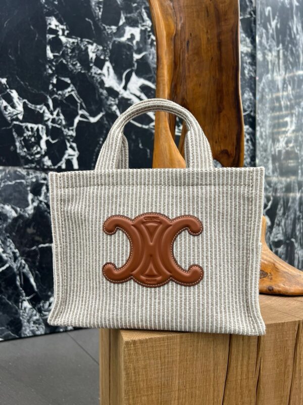 celine besace triumph  authentic quality bag 2025