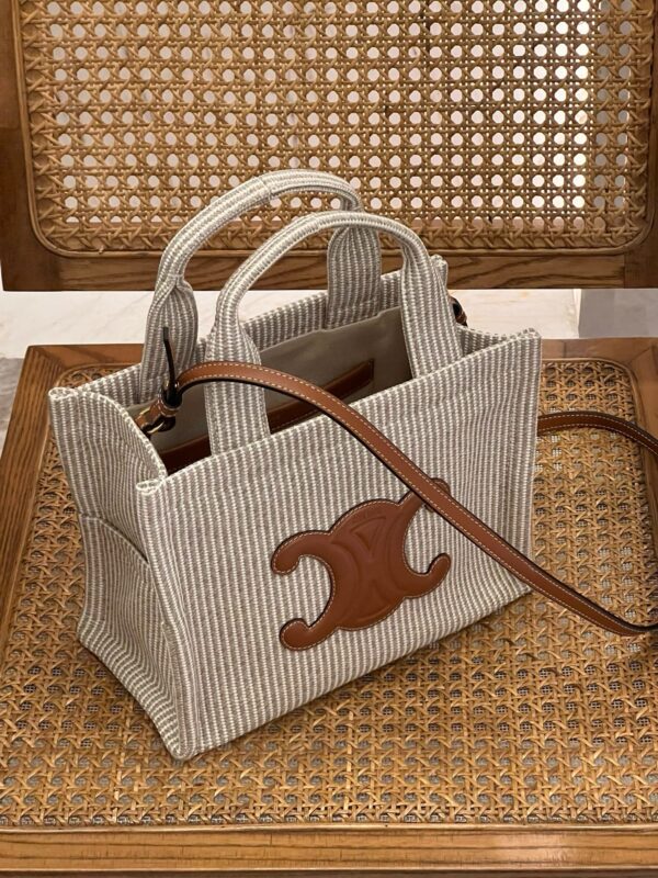 celine besace triumph  authentic quality bag 2025