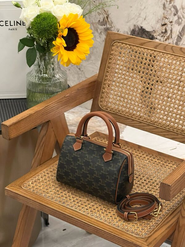 celine besace triumph  authentic quality bag 2025