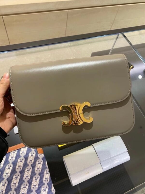 celine besace triumph  authentic quality bag 2025