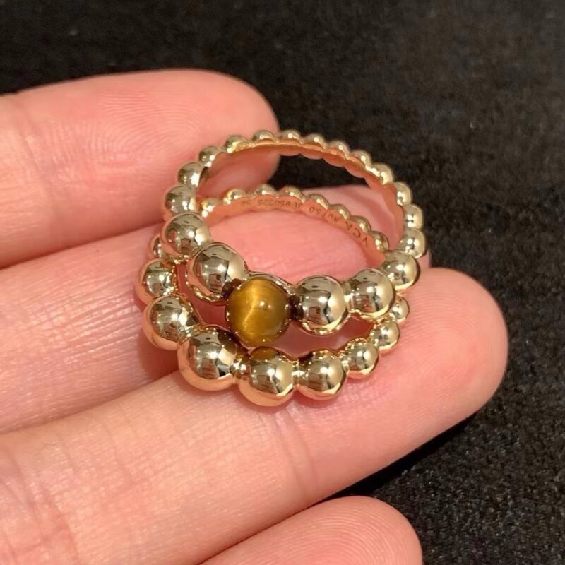 Van Cleef Arpels ring