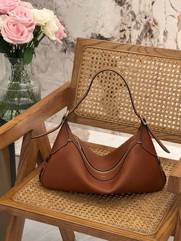 celine besace triumph  authentic quality bag 2025