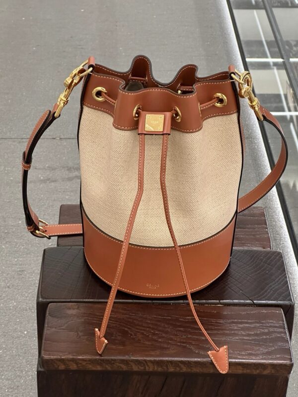 celine besace triumph  authentic quality bag 2025