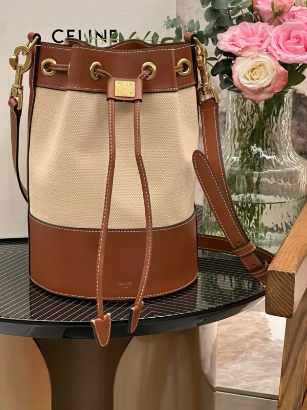 celine besace triumph  authentic quality bag 2025