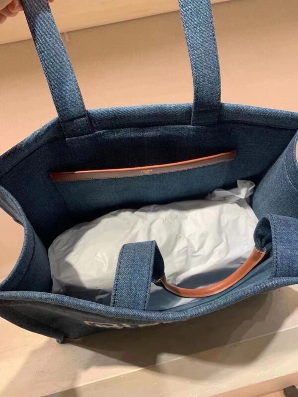 celine besace triumph  authentic quality bag 2025